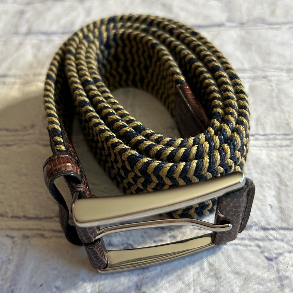 NAVY/TAN/SKIN PRINT BROWN ACCENTS MENS STRETCH BELT HALF COVER SILVER BUCKLE